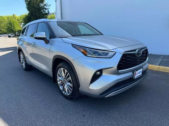 2020 Toyota Highlander Platinum