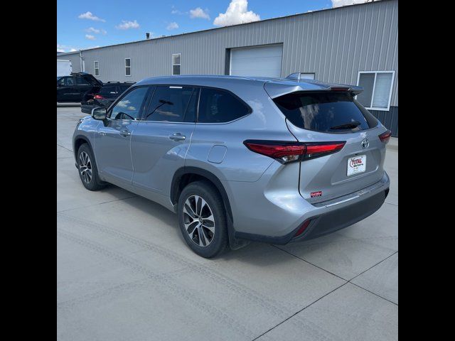 2020 Toyota Highlander Hybrid XLE