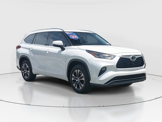 2020 Toyota Highlander XLE