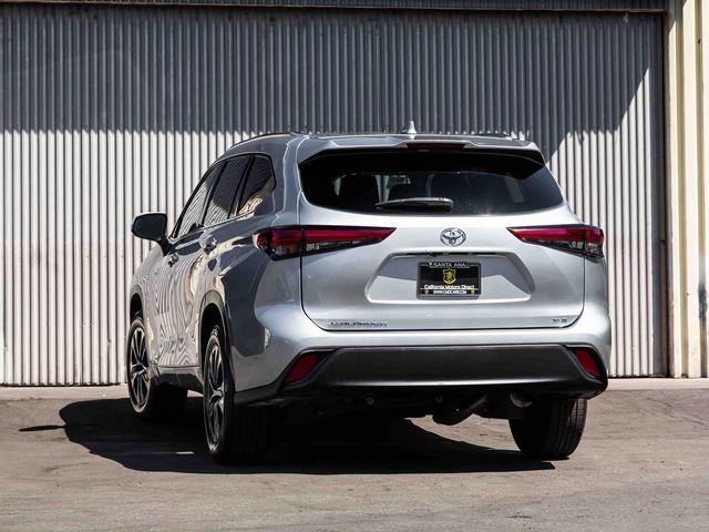 2020 Toyota Highlander XLE