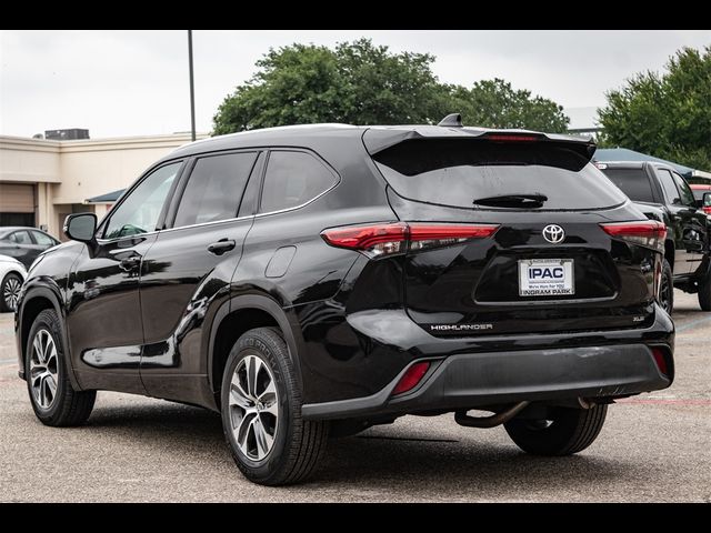 2020 Toyota Highlander XLE