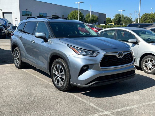 2020 Toyota Highlander XLE