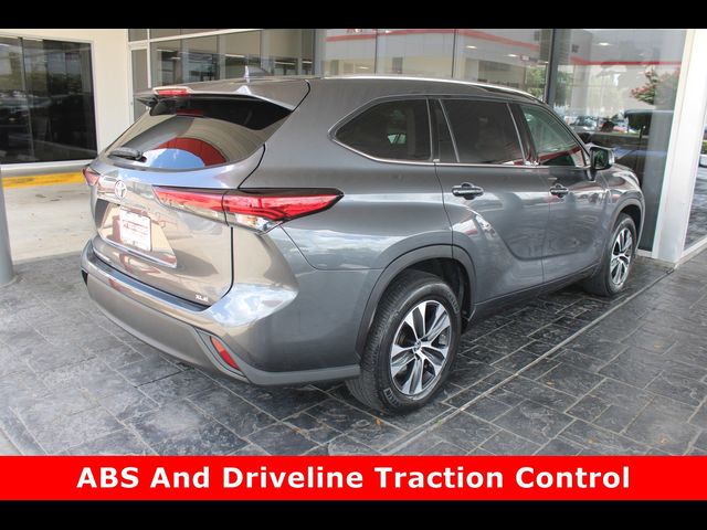 2020 Toyota Highlander XLE