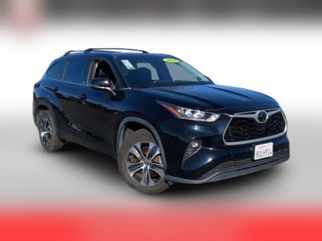 2020 Toyota Highlander XLE