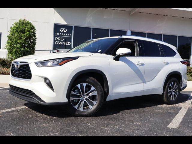 2020 Toyota Highlander XLE