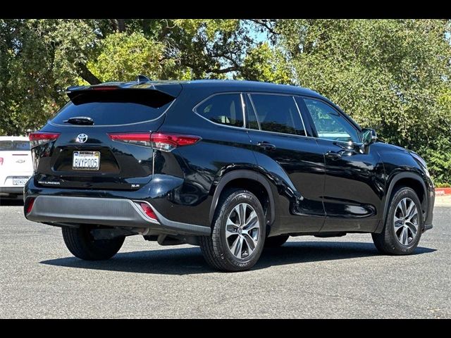 2020 Toyota Highlander XLE