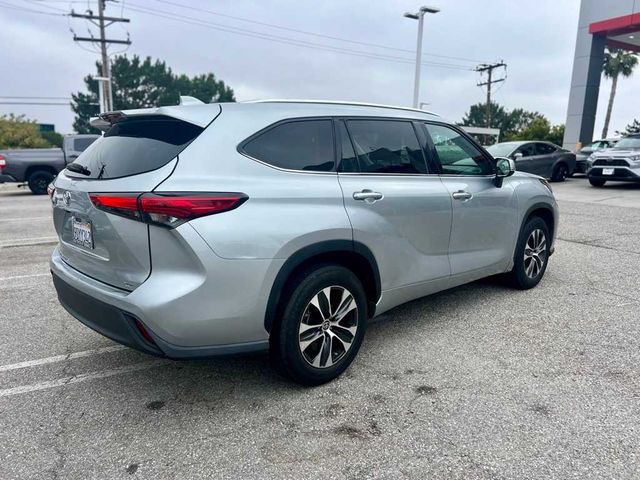 2020 Toyota Highlander XLE