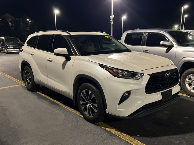 2020 Toyota Highlander XLE