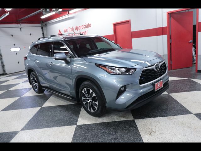 2020 Toyota Highlander XLE