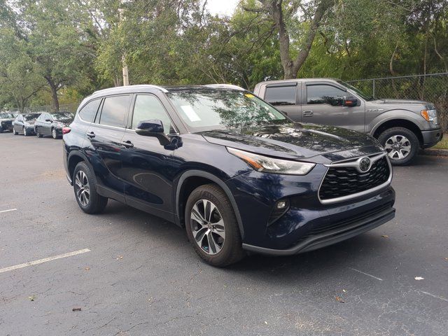 2020 Toyota Highlander XLE