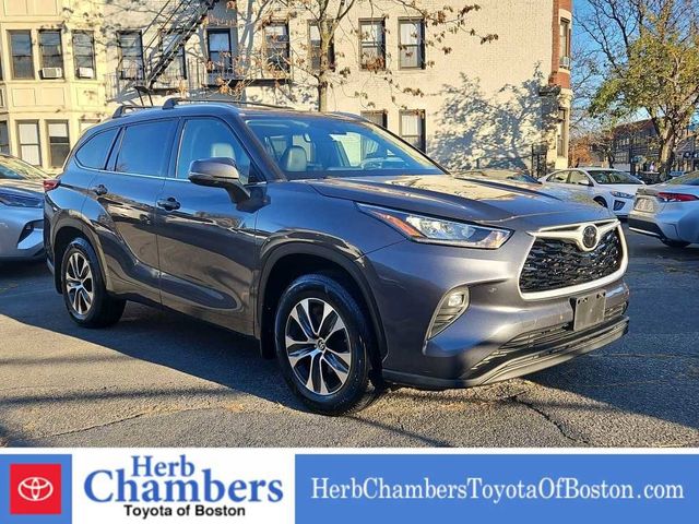 2020 Toyota Highlander XLE