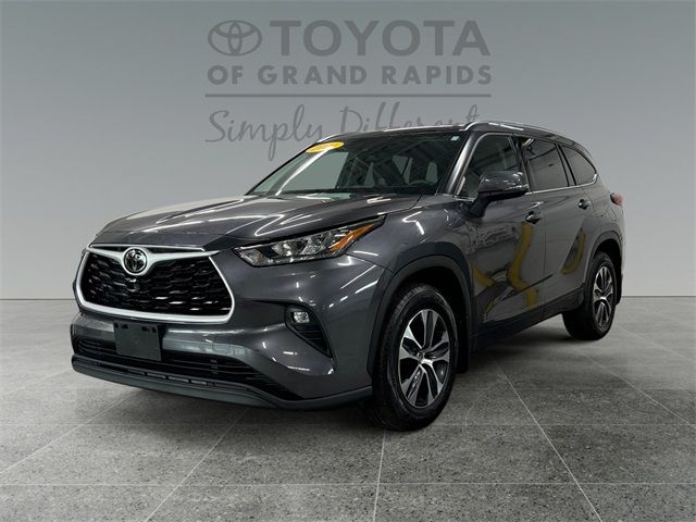 2020 Toyota Highlander XLE