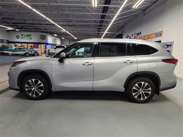 2020 Toyota Highlander XLE