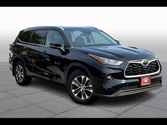 2020 Toyota Highlander XLE