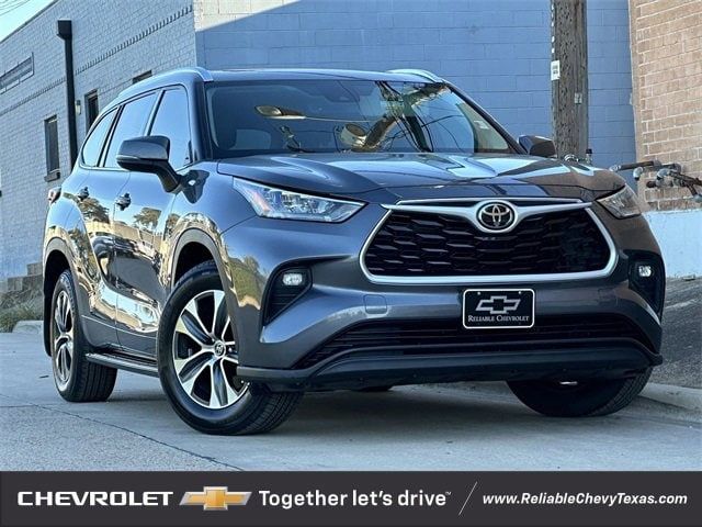 2020 Toyota Highlander XLE