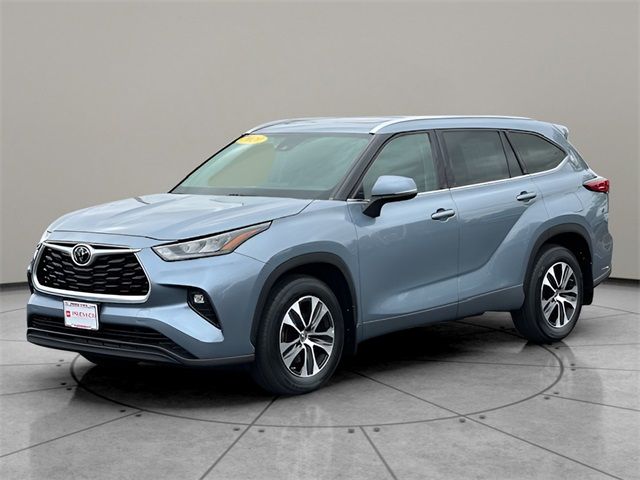 2020 Toyota Highlander XLE