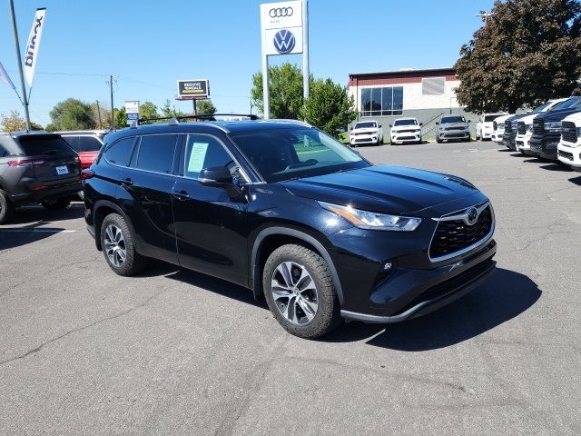 2020 Toyota Highlander XLE