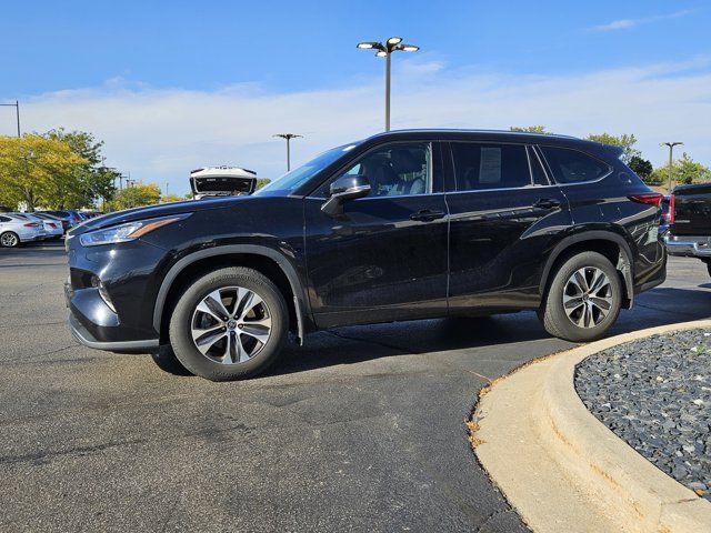 2020 Toyota Highlander XLE