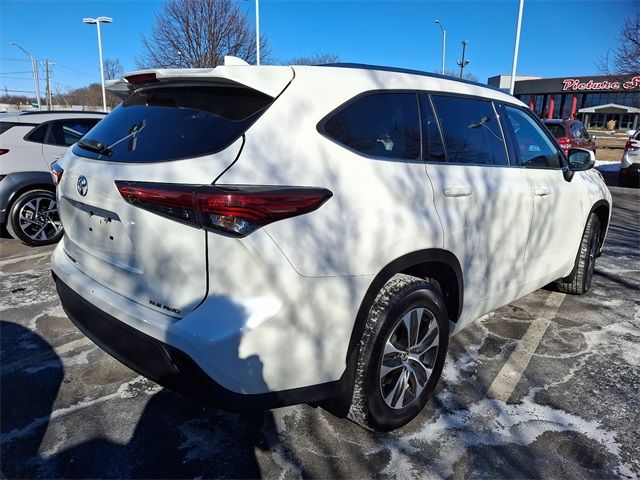 2020 Toyota Highlander XLE