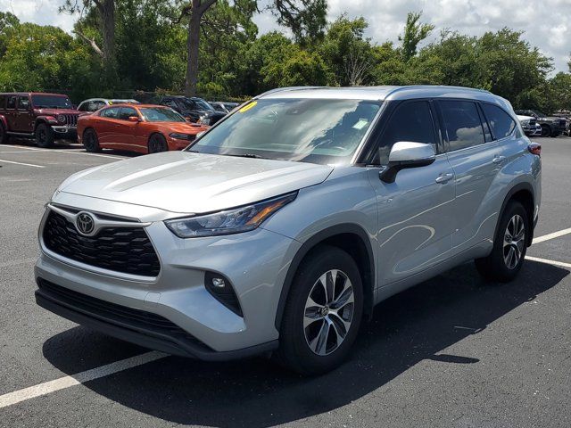 2020 Toyota Highlander XLE