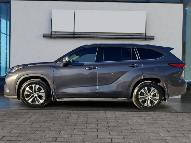 2020 Toyota Highlander XLE