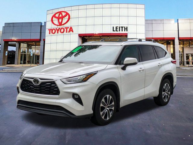 2020 Toyota Highlander XLE