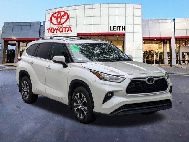 2020 Toyota Highlander XLE