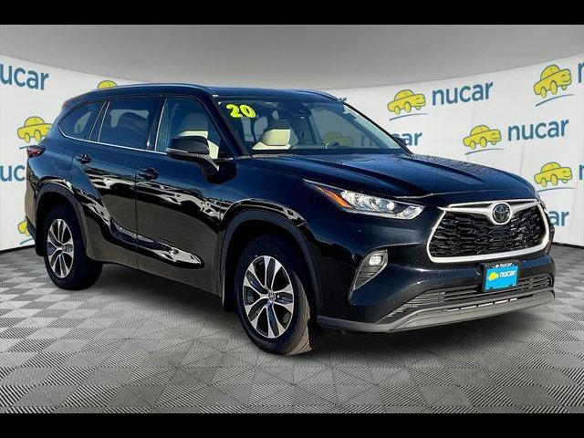 2020 Toyota Highlander XLE