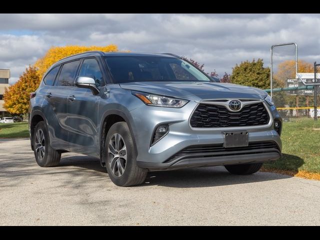 2020 Toyota Highlander XLE