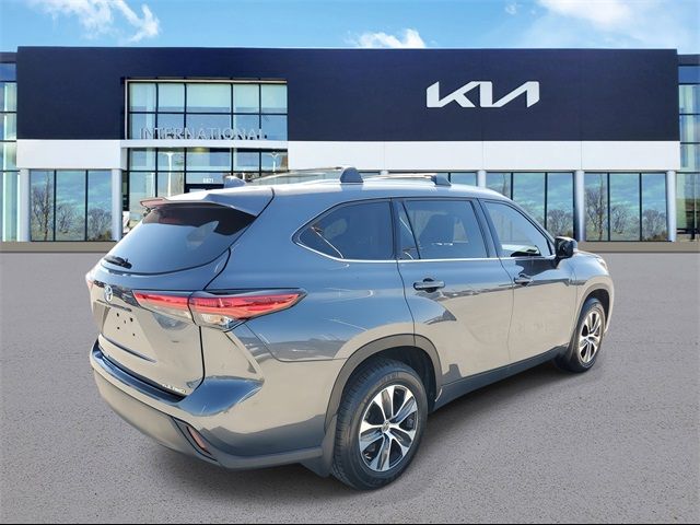 2020 Toyota Highlander XLE