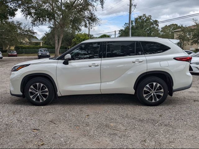 2020 Toyota Highlander XLE