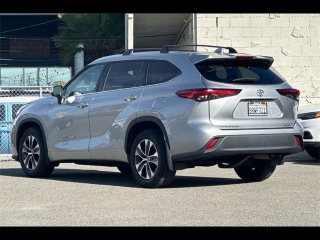 2020 Toyota Highlander XLE
