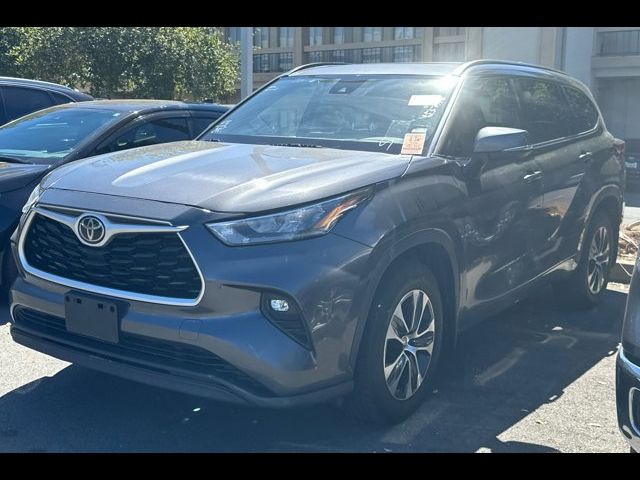 2020 Toyota Highlander XLE