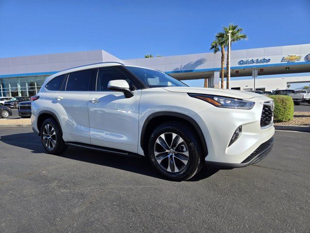 2020 Toyota Highlander XLE