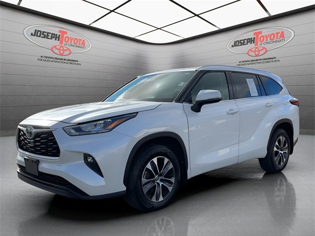 2020 Toyota Highlander XLE