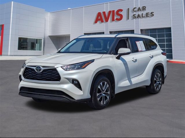 2020 Toyota Highlander XLE