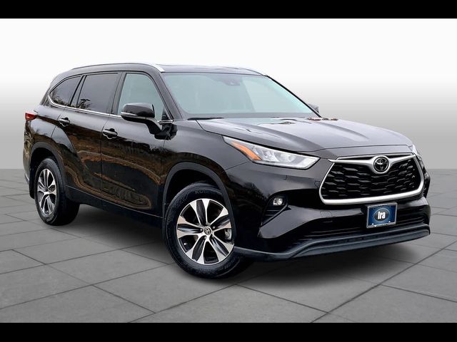 2020 Toyota Highlander XLE