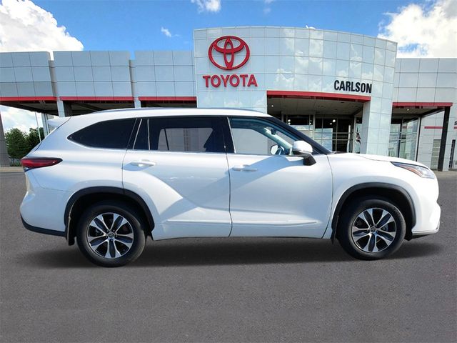 2020 Toyota Highlander XLE