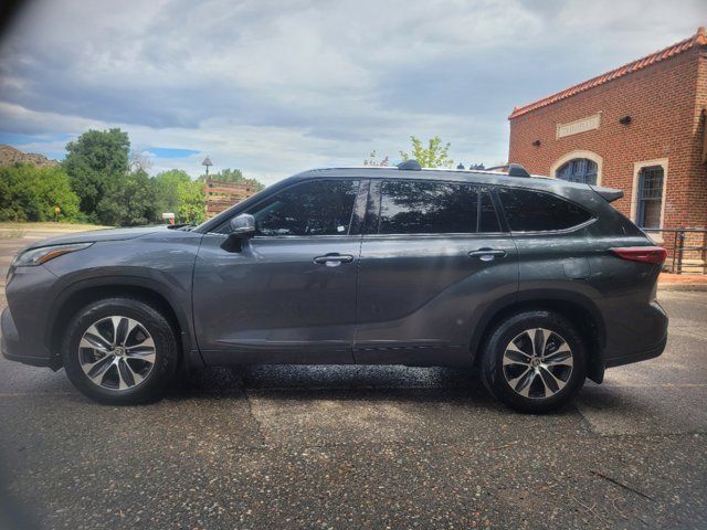 2020 Toyota Highlander XLE