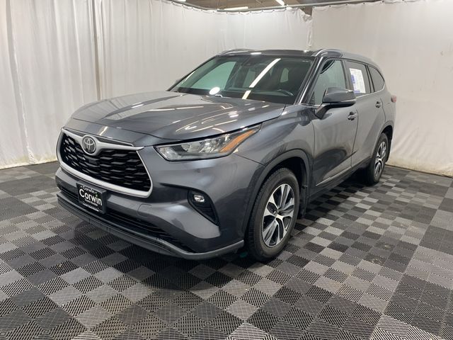 2020 Toyota Highlander XLE