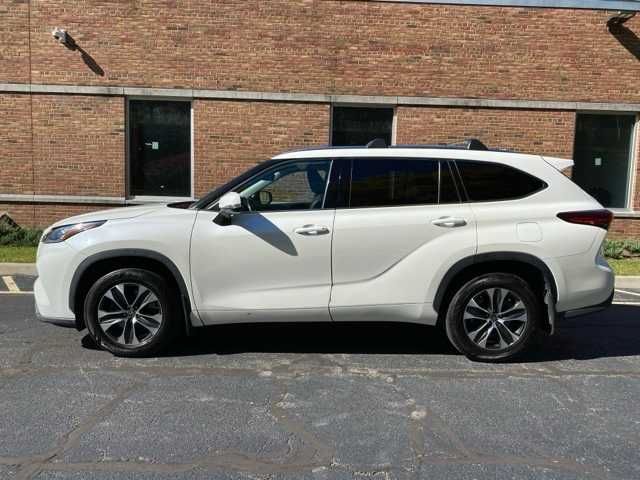 2020 Toyota Highlander XLE