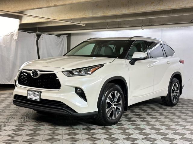 2020 Toyota Highlander XLE