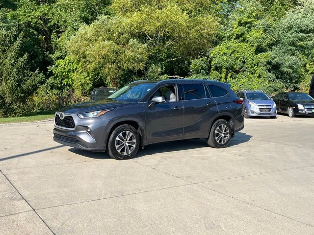 2020 Toyota Highlander XLE