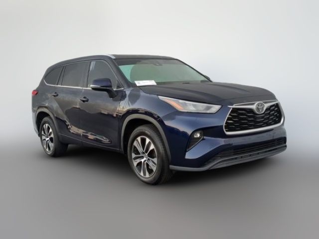 2020 Toyota Highlander XLE