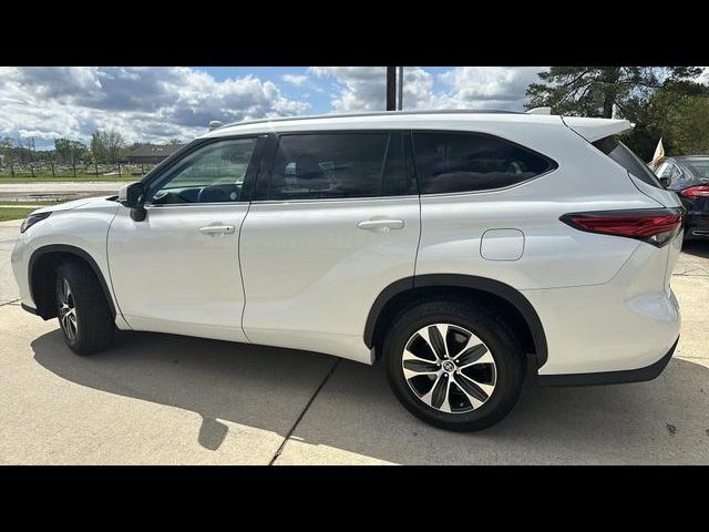 2020 Toyota Highlander XLE