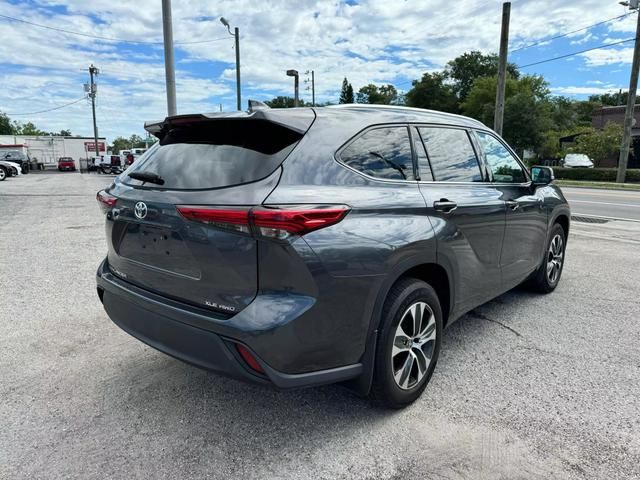 2020 Toyota Highlander XLE