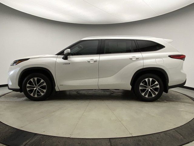 2020 Toyota Highlander Hybrid XLE