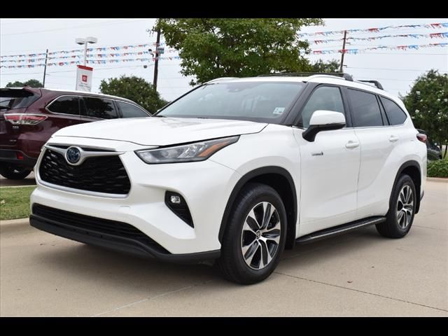 2020 Toyota Highlander Hybrid XLE