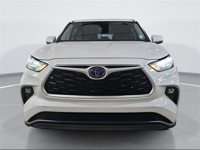 2020 Toyota Highlander Hybrid LE