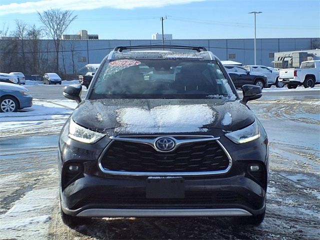 2020 Toyota Highlander Hybrid Platinum